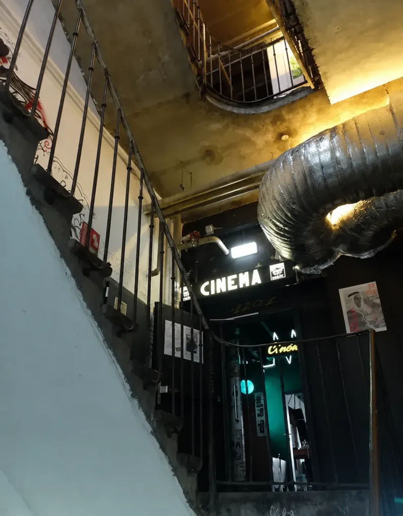 Entrée du Cinéma Spoutnik